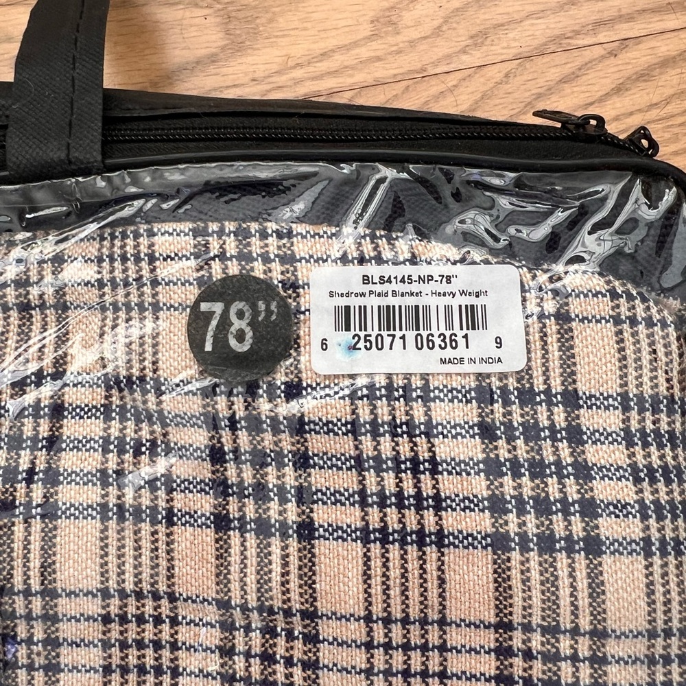 Horse Blanket, Plaid, NWT